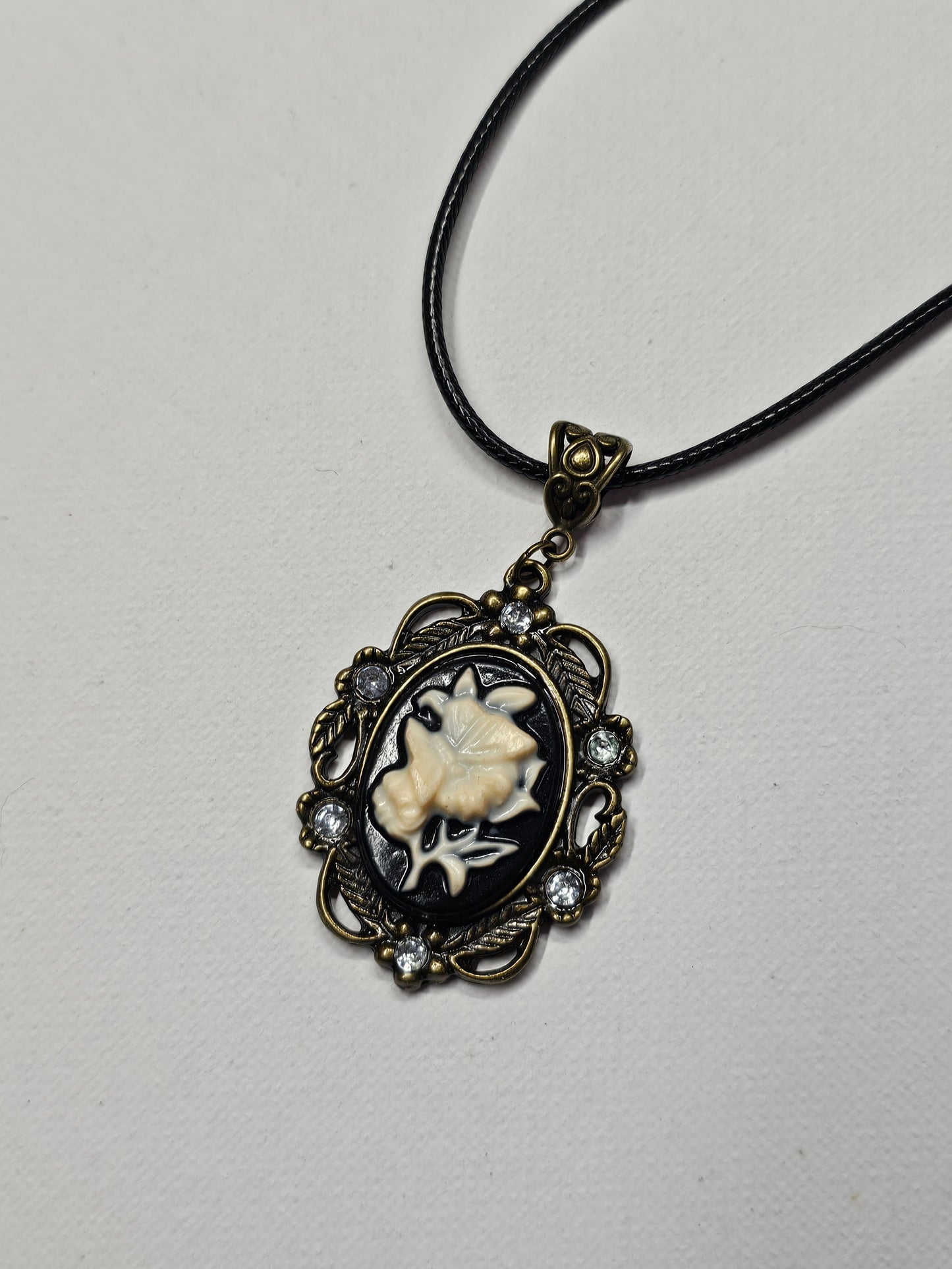 Black and White Flower Cameo Necklace