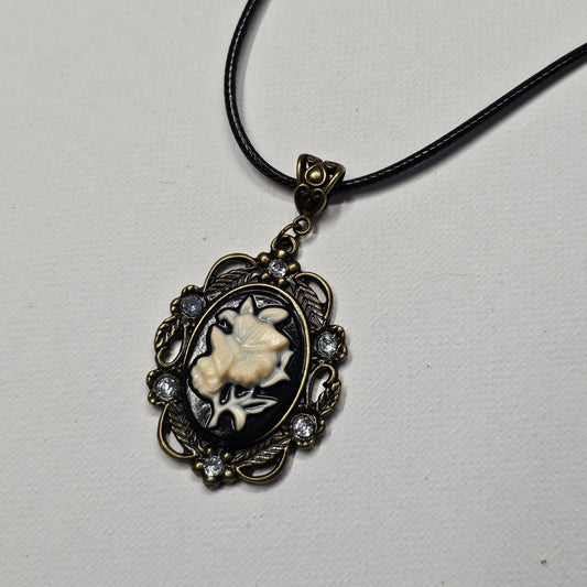 Black and White Flower Cameo Necklace