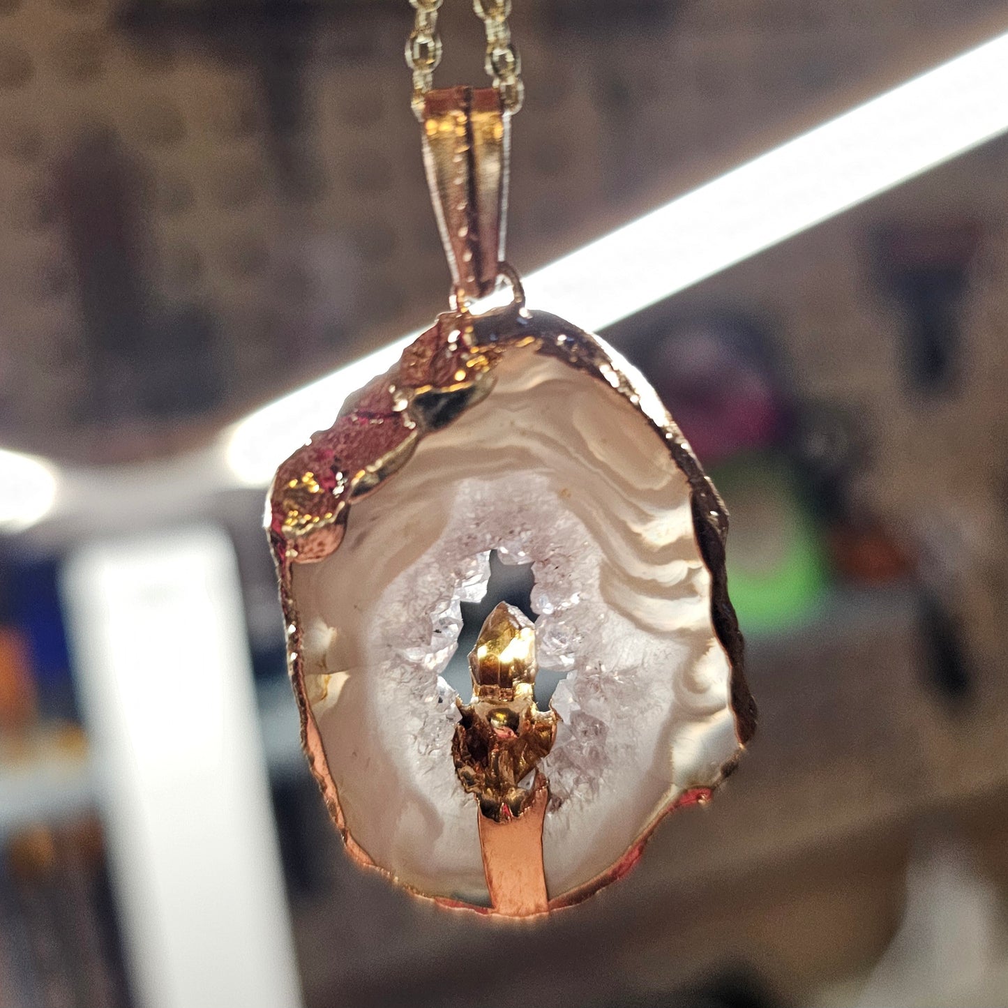 Brown Agate Pendant Necklace